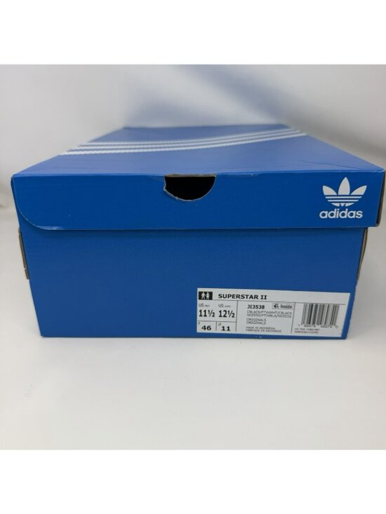 Athletic_Shoes